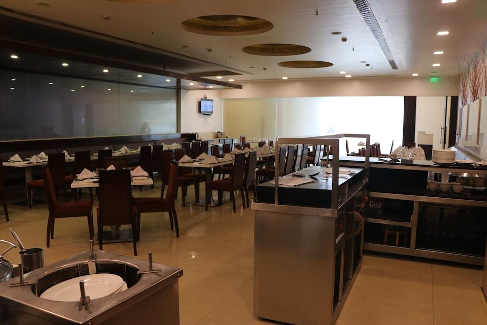 Fortune Inn Sree Kanya Visakhapatnam Bagian luar foto