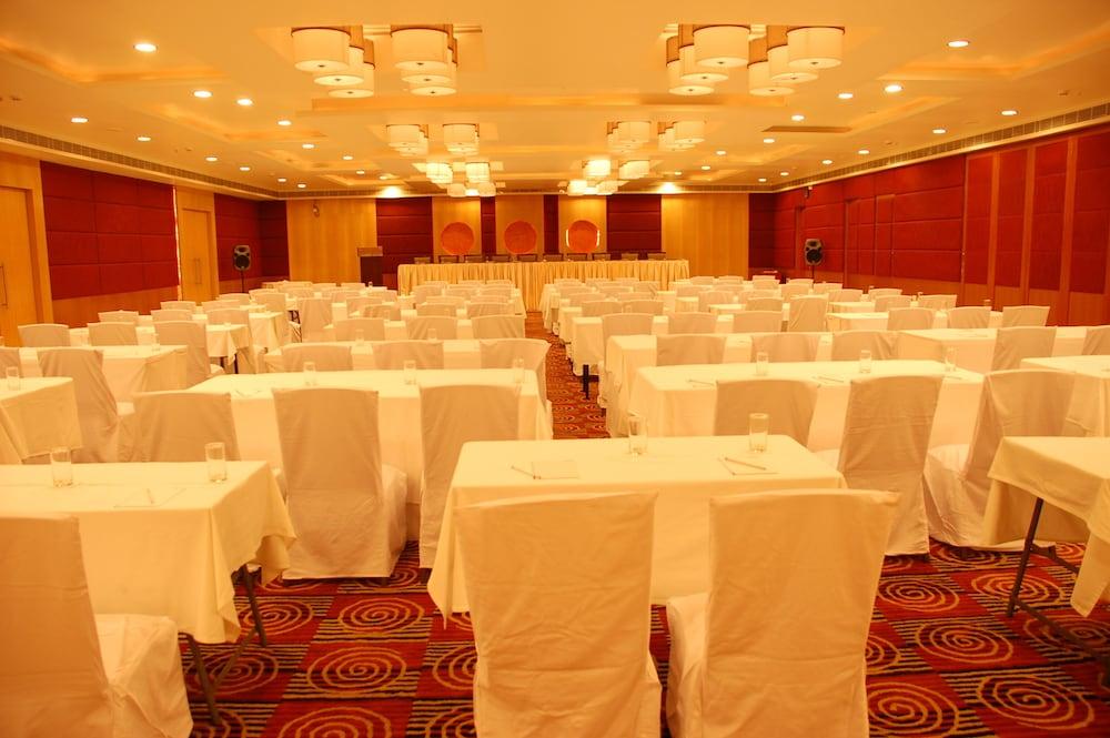 Fortune Inn Sree Kanya Visakhapatnam Bagian luar foto